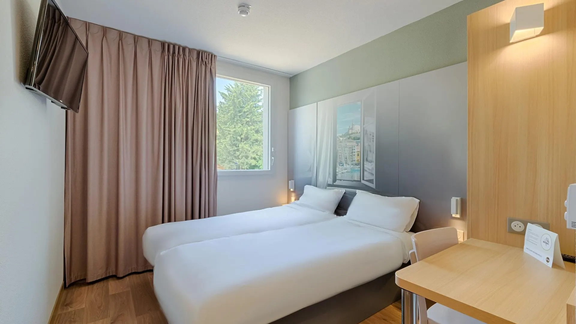 B&B Hotel Marseille La Valentine Saint Menet