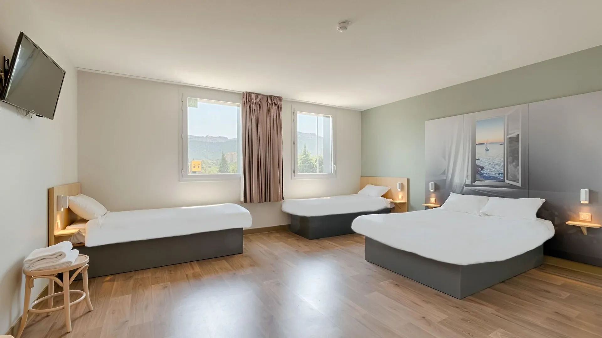 B&B Hotel Marseille La Valentine Saint Menet 5*,  France