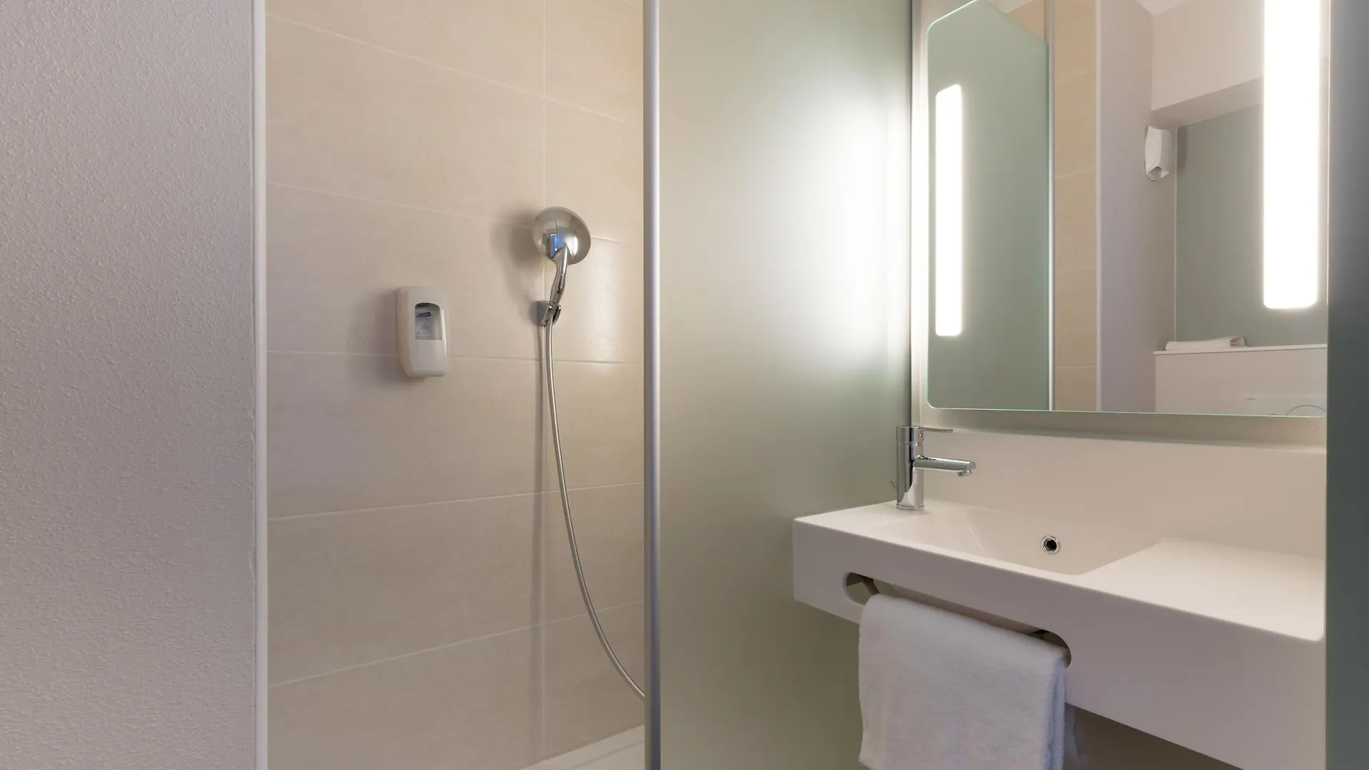B&B Hotel Marseille La Valentine Saint Menet